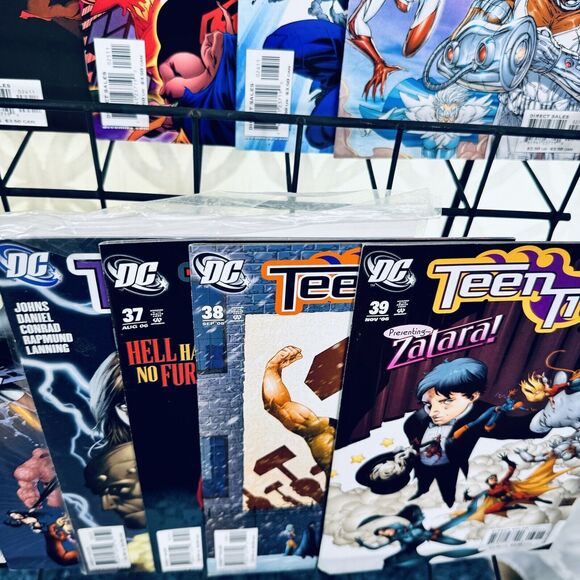 Teen Titans 20-30 32-39 Lot Zatara Infinite Identity Crisis Brother Blood - Picture 5 of 7